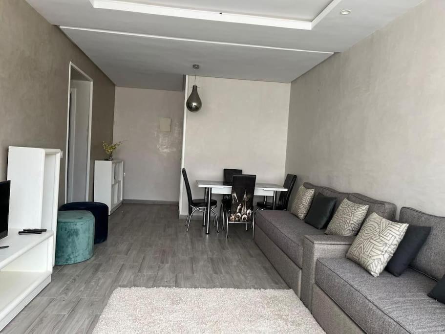 Апартаменты Luxe 2Br Oasis In Tangier Center Экстерьер фото